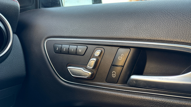 Mercedes-Benz GLA 250 4Matic AMG Line Premium Plus 5dr Auto Petrol Hatchback